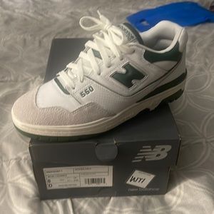 New Balance 550